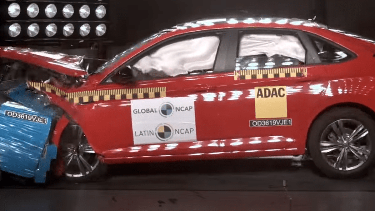 El renovado Volkswagen Vento logró cinco estrellas en las pruebas de